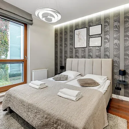 Nadmorski Dwór Park&Sea by Downtown Apartments Gdańsk